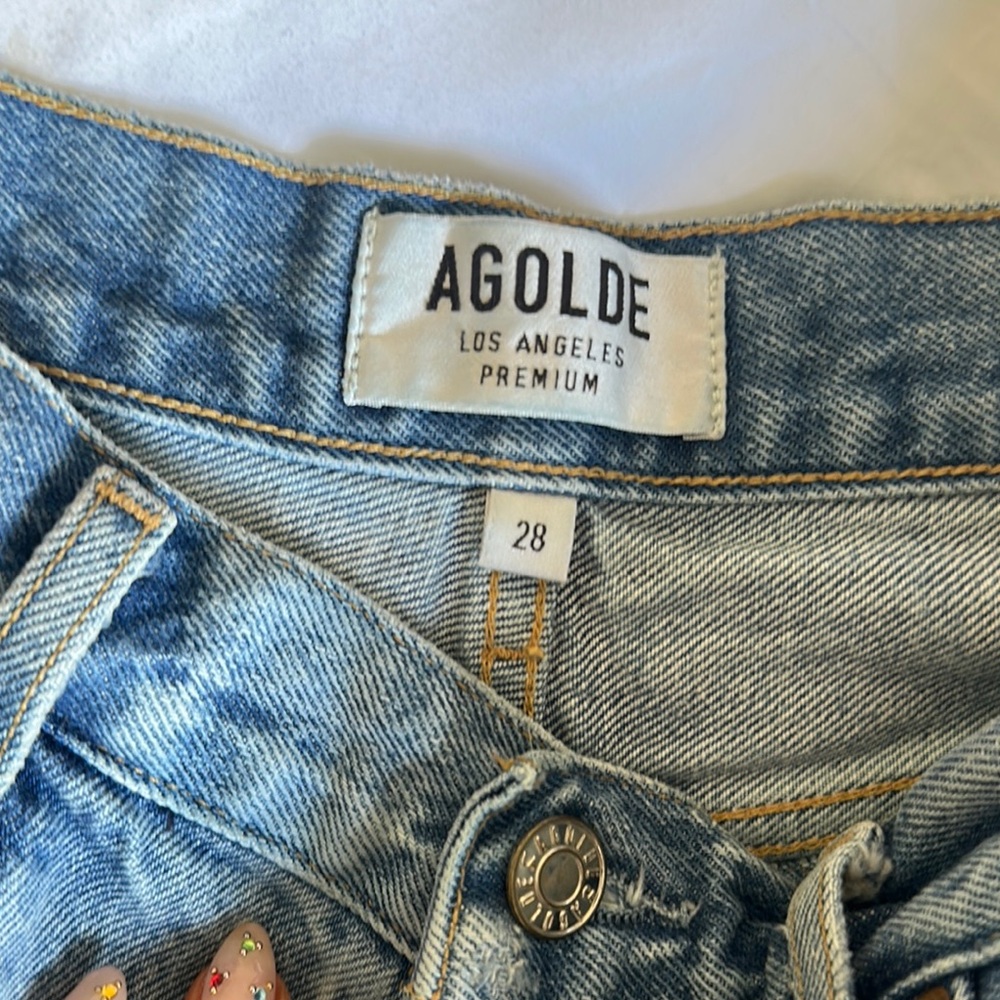 Agolde Light Wash High-Rise Distressed Denim Shorts - Picture 6 of 7